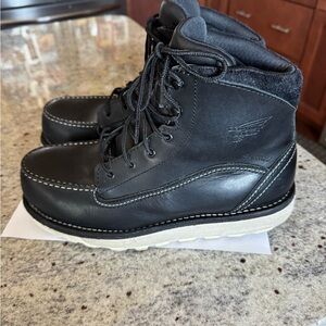 Black Women’s  Lace-Up Leather Work Boots